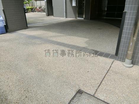 正面玄関