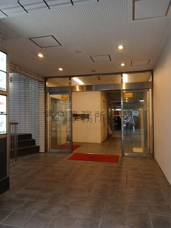正面玄関