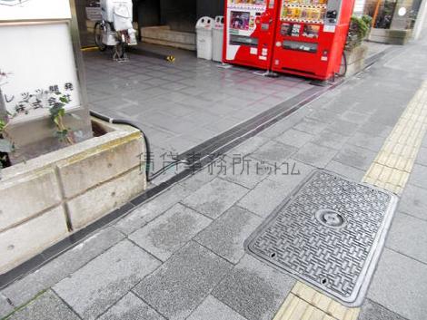 正面玄関