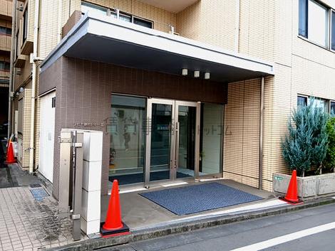 正面玄関