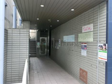 正面玄関