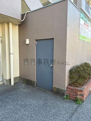 正面玄関