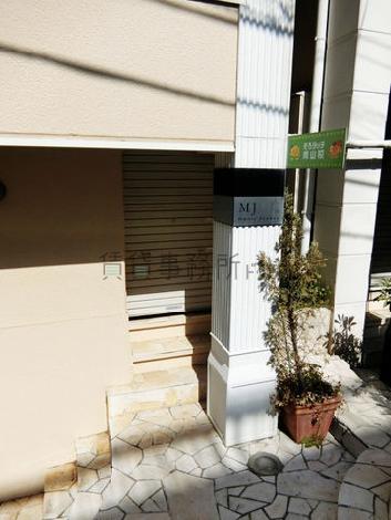 正面玄関