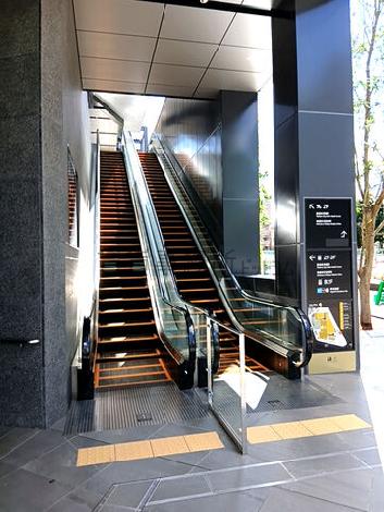 エスカレーター