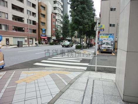 歩道が広く歩きやすいです