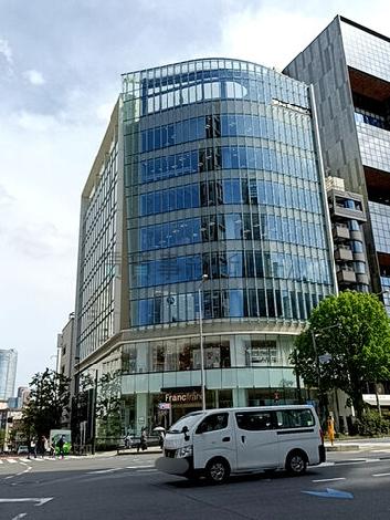 スプライン青山東急ビル／ビジネスエアポート青山の外観写真