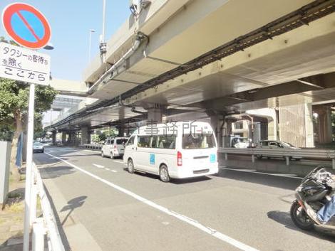 高速沿い通り