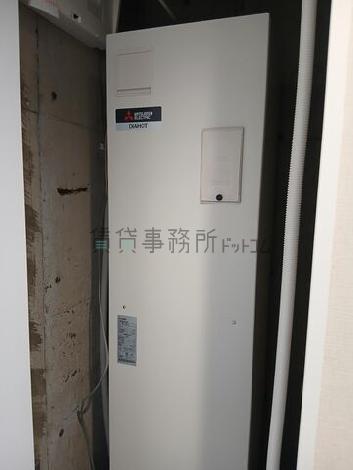 新しい電気温水器