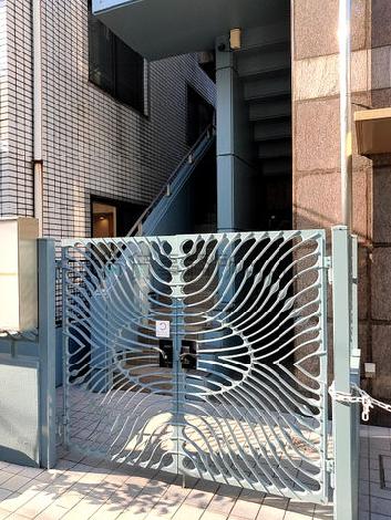 正面玄関