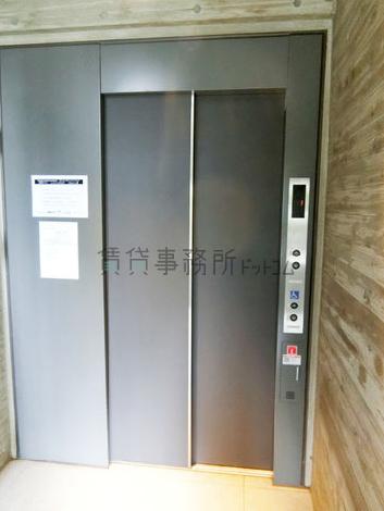 エレベーター
