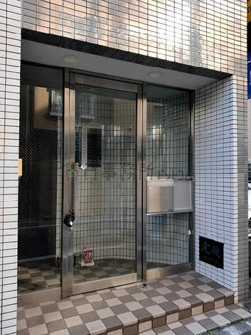 正面玄関