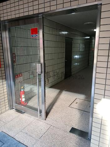 正面玄関