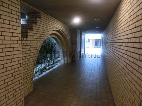 正面玄関