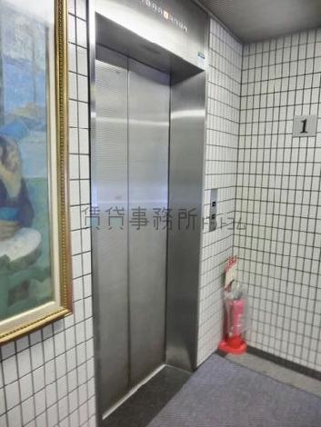 エレベーター