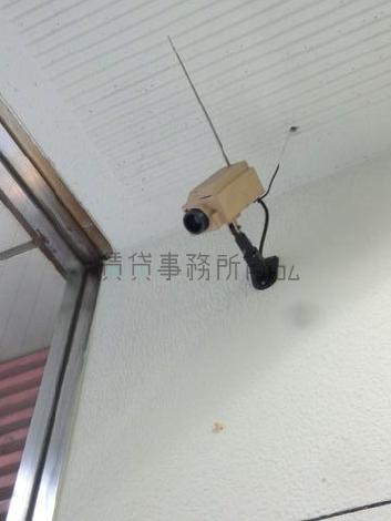 共有スペース内に配備された防犯カメラ