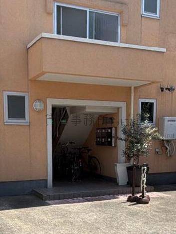 正面玄関