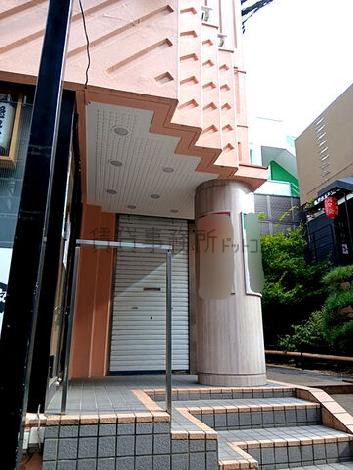 正面玄関