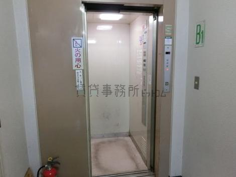 エレベーター