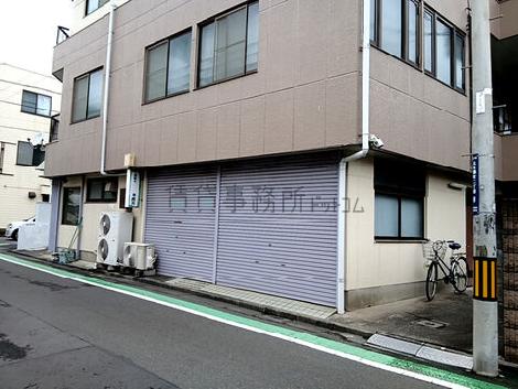 正面玄関