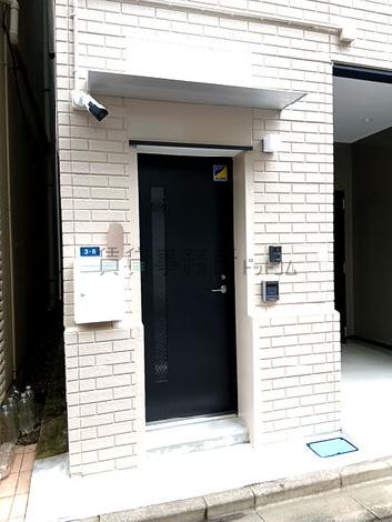 正面玄関