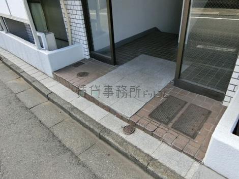 正面玄関