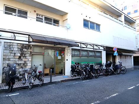 正面玄関