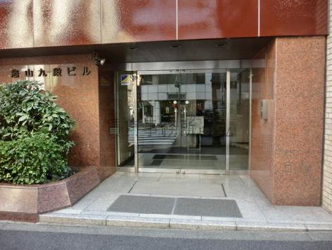 正面玄関です