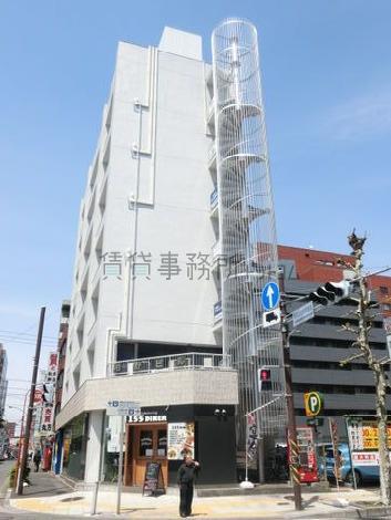 側面からの外観