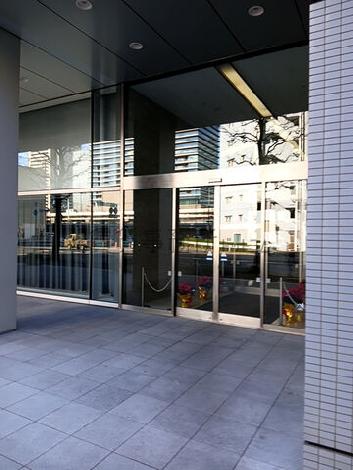 正面玄関