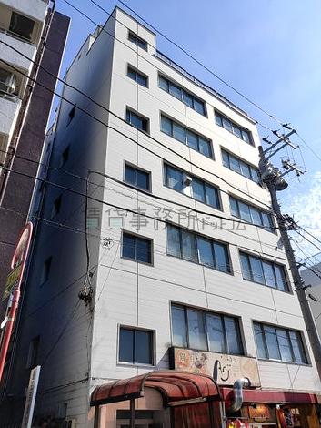 薫風ビルの外観写真