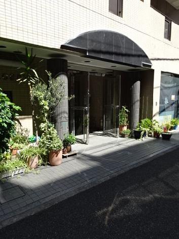 正面玄関