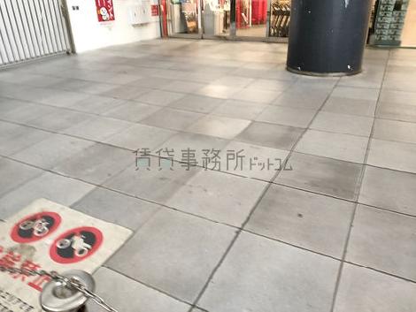 正面玄関