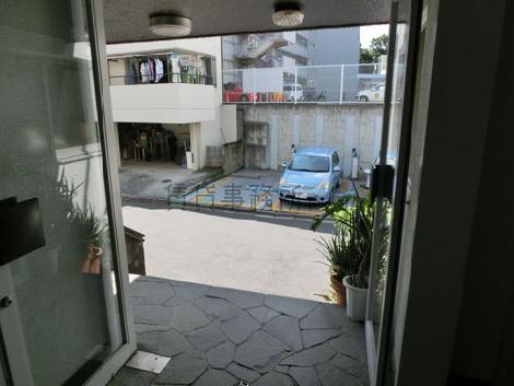 正面玄関