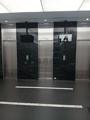 エレベーター3基