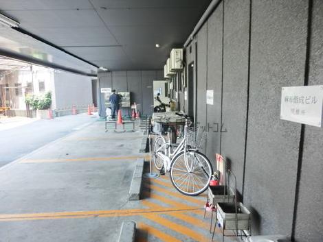 駐車場側の勝手口です