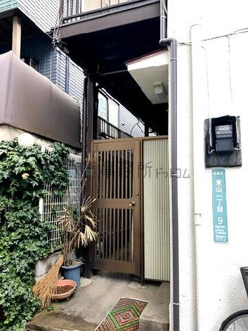 正面玄関