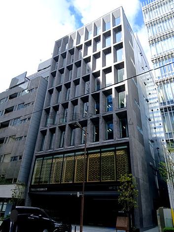 明治薬科大学 剛堂会館の外観写真