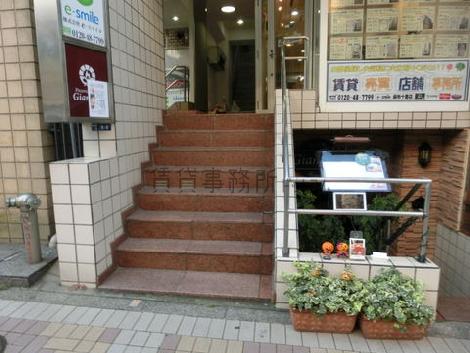 正面玄関