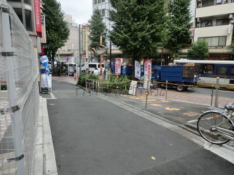 中野駅方面