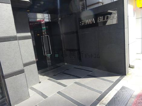 正面玄関