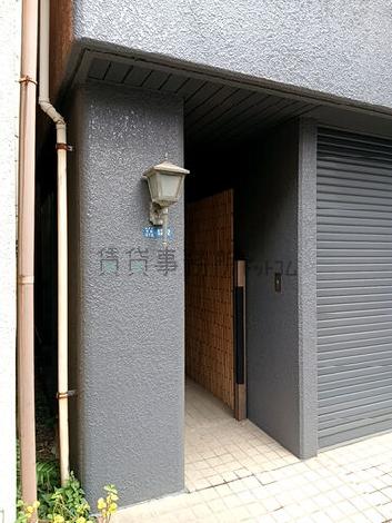 正面玄関