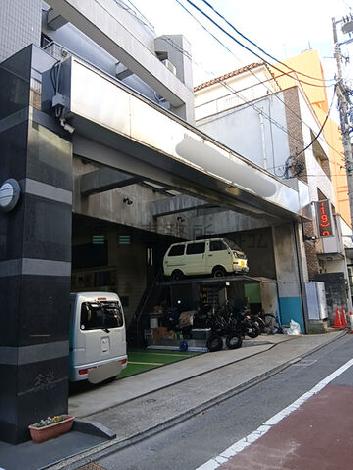 正面玄関
