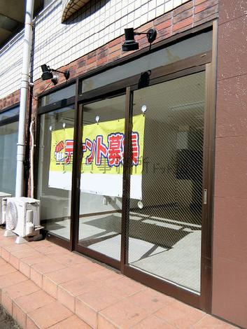 正面玄関