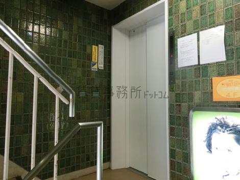 エレベーター