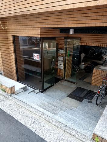 正面玄関