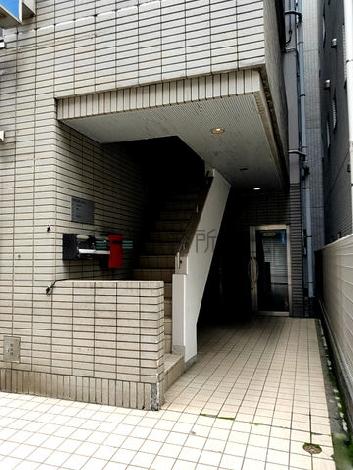 正面玄関