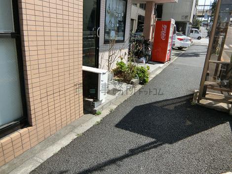 正面玄関