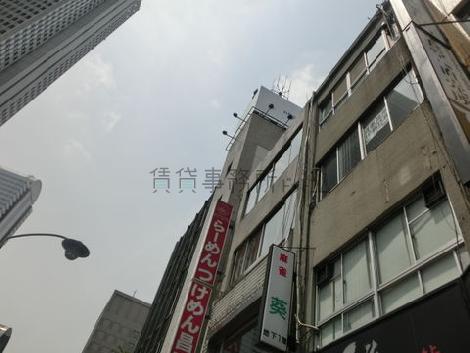 前面窓は南に向いています