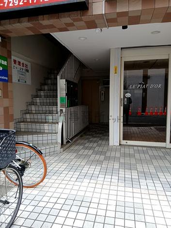 正面玄関
