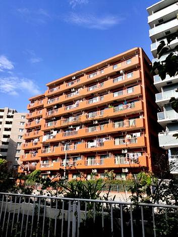 ライオンズマンション平沼第三の外観写真